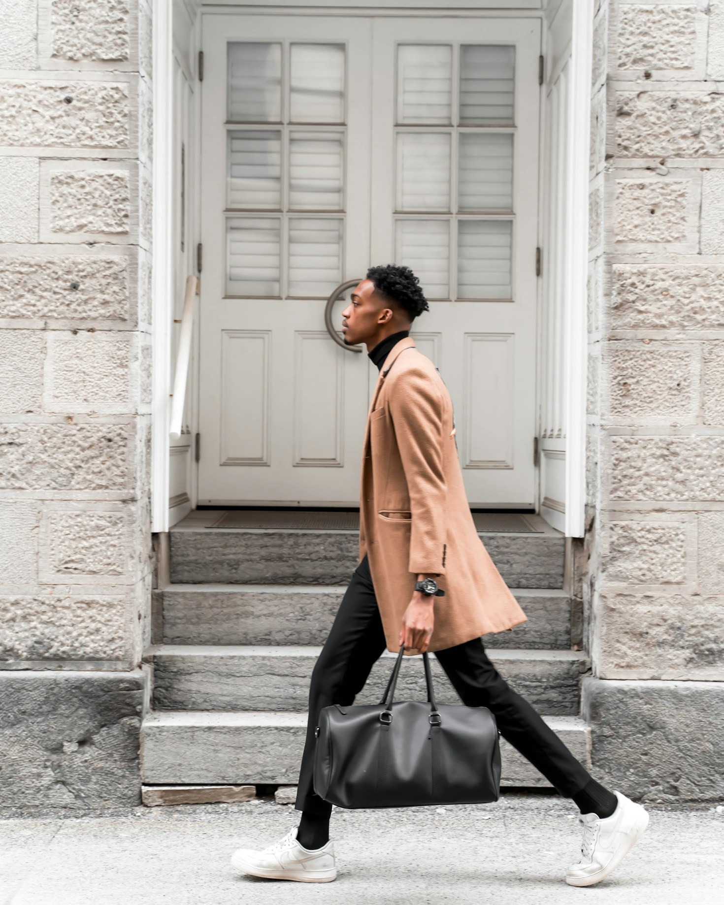 Why Tailoring is Non-Negotiable for Men’s Style